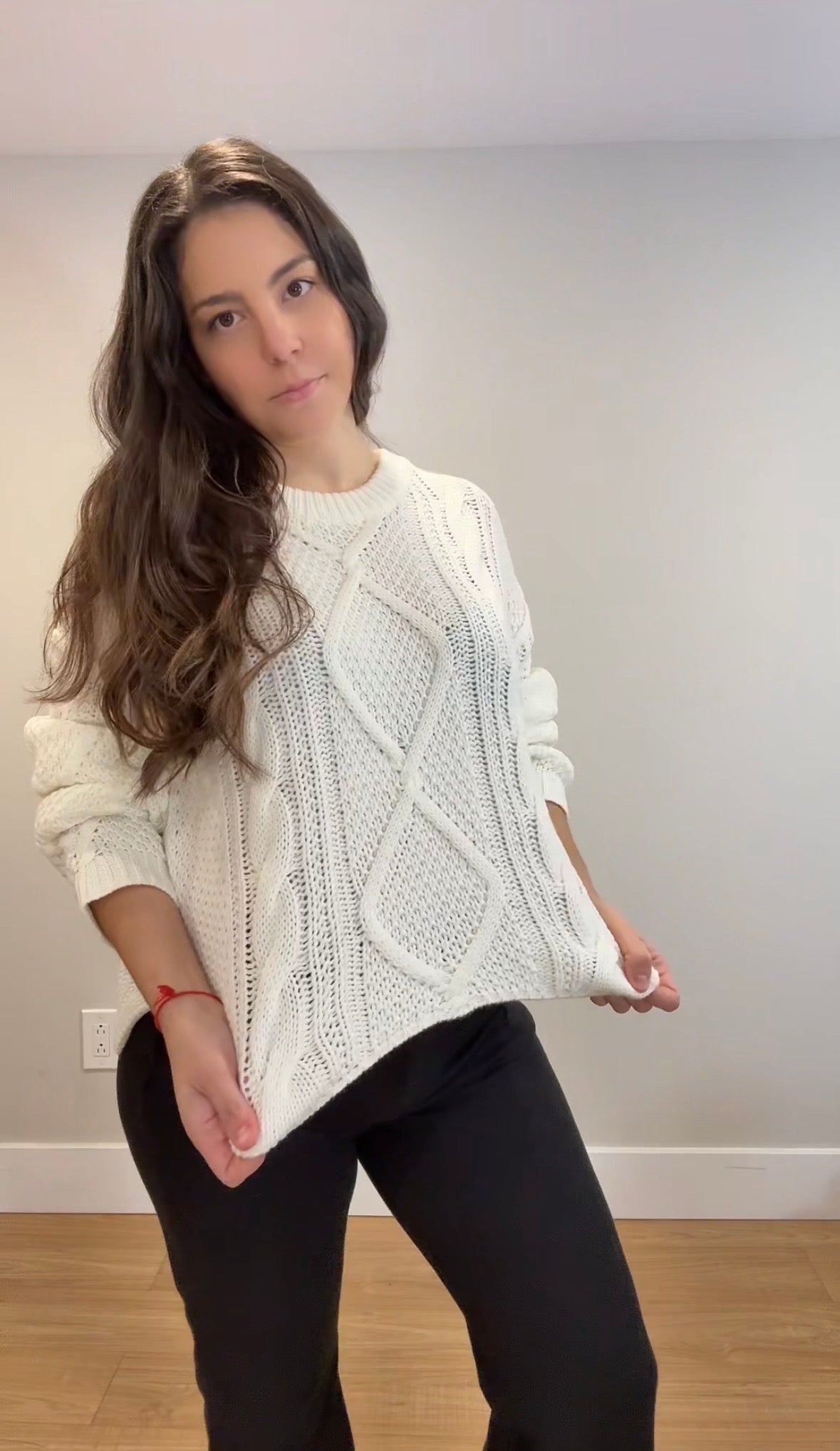 Cozy Cable Knit Sweater – Ivory